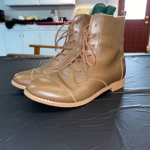 Toms Alpa Boots - Tan Leather